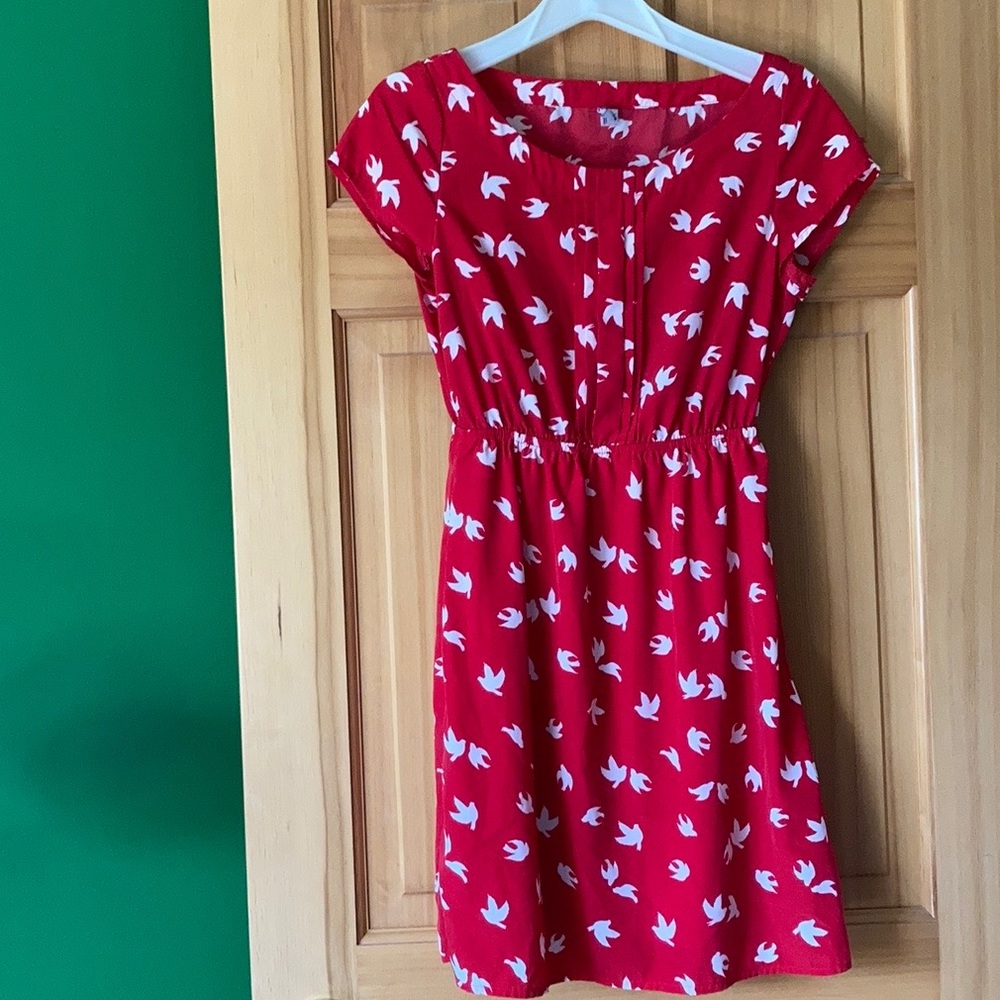 ❤️Old Navy Red Bird Dress